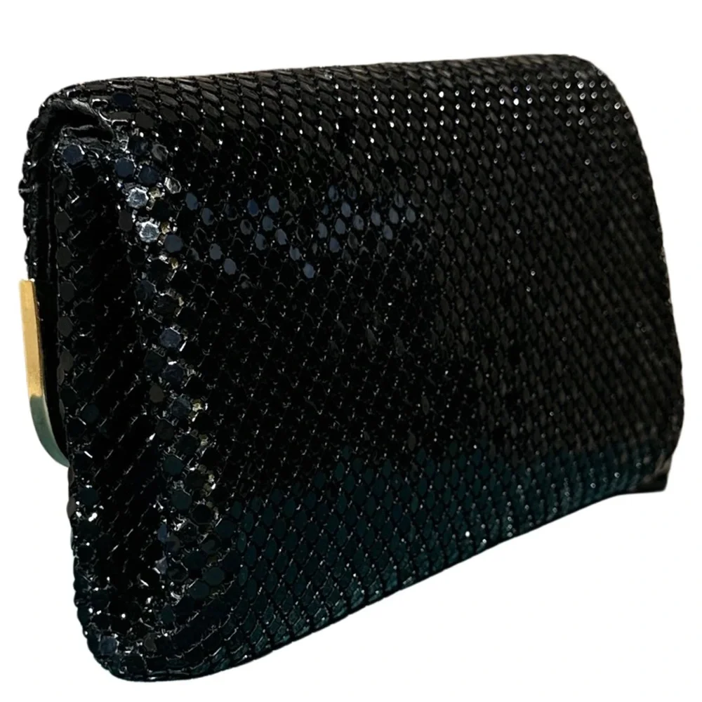 80’s LA REGAL LTD metal mesh clutch shoulder bag Elegant Black & gold trim